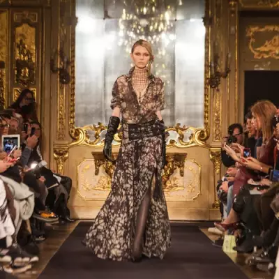 Comment une entreprise de mode obtient-elle le label Haute Couture ?